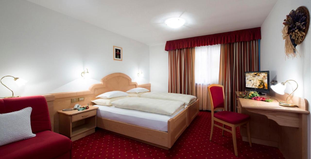 B&B Residence Adria Corvara Rum bild
