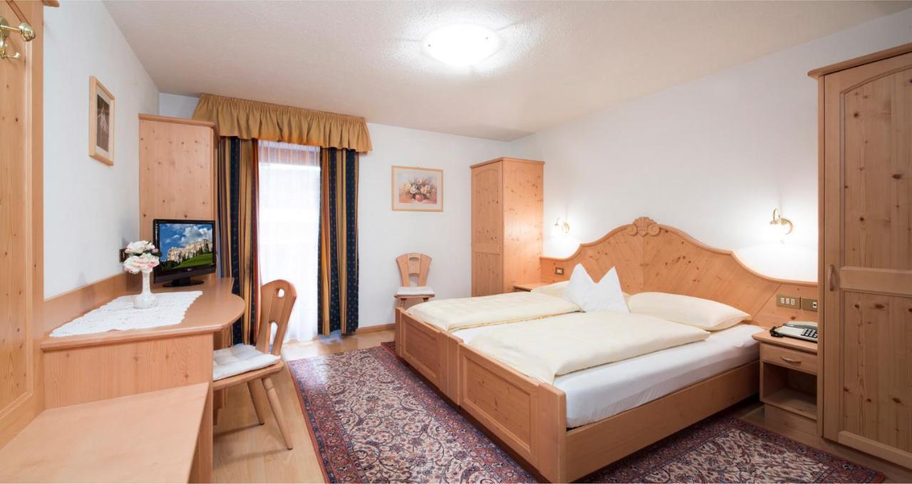 B&B Residence Adria Corvara Rum bild