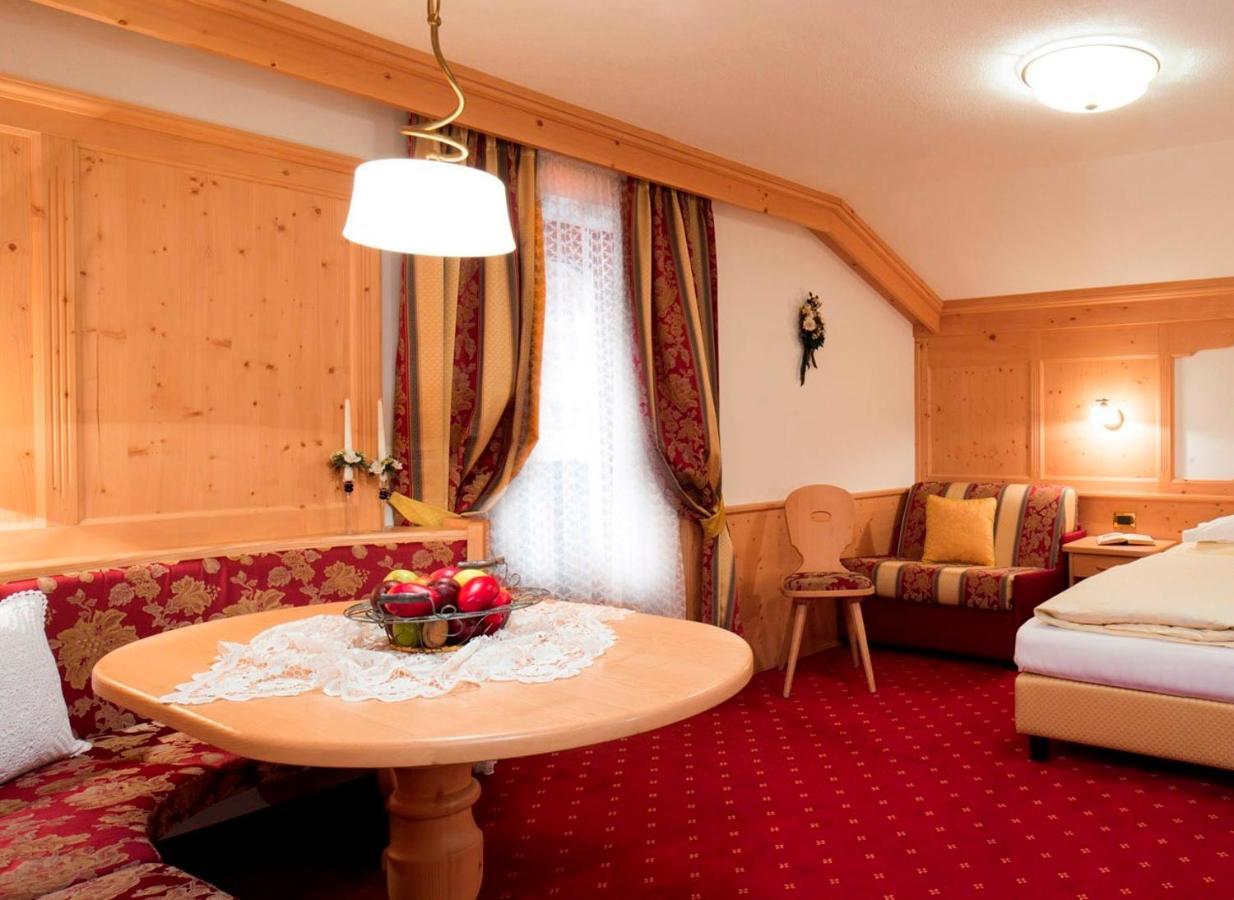 B&B Residence Adria Corvara Rum bild