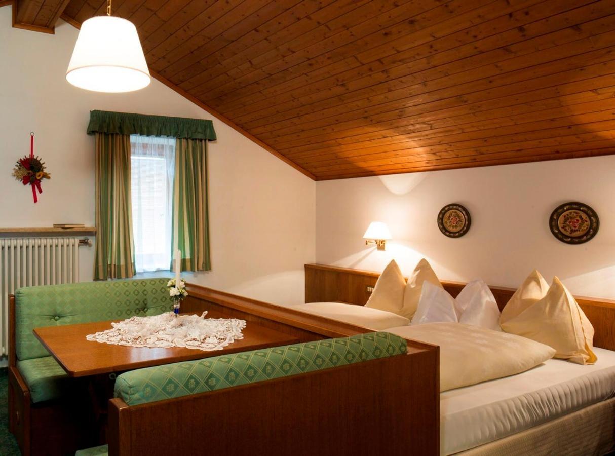 B&B Residence Adria Corvara Rum bild