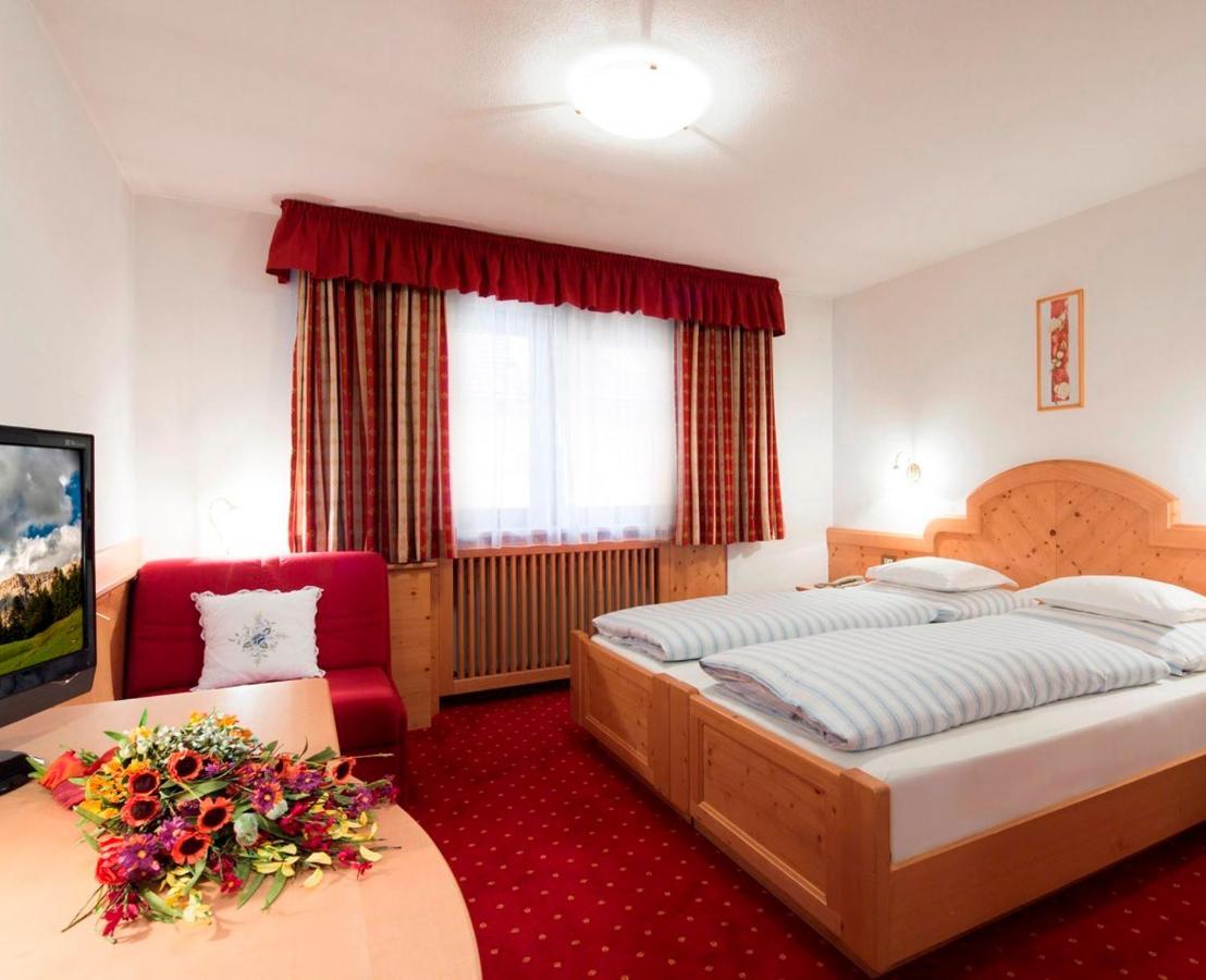 B&B Residence Adria Corvara Rum bild